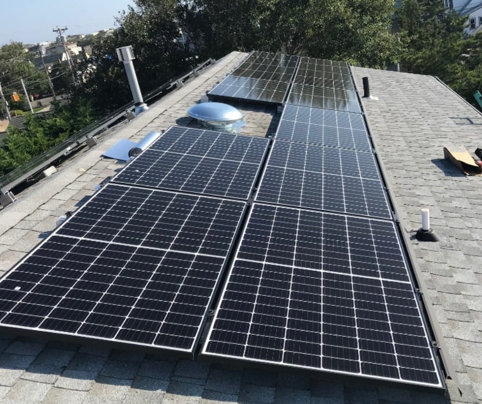 We Installed This Great Looking 8.96 KW DC Solar Panel System For Bob & Ila In Surf City, NJ
