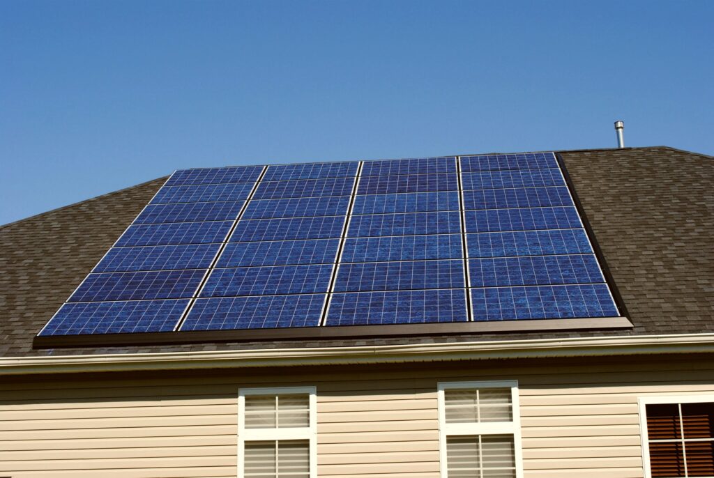 28-panel 6.58 kW solar array in Farmingdale, NJ